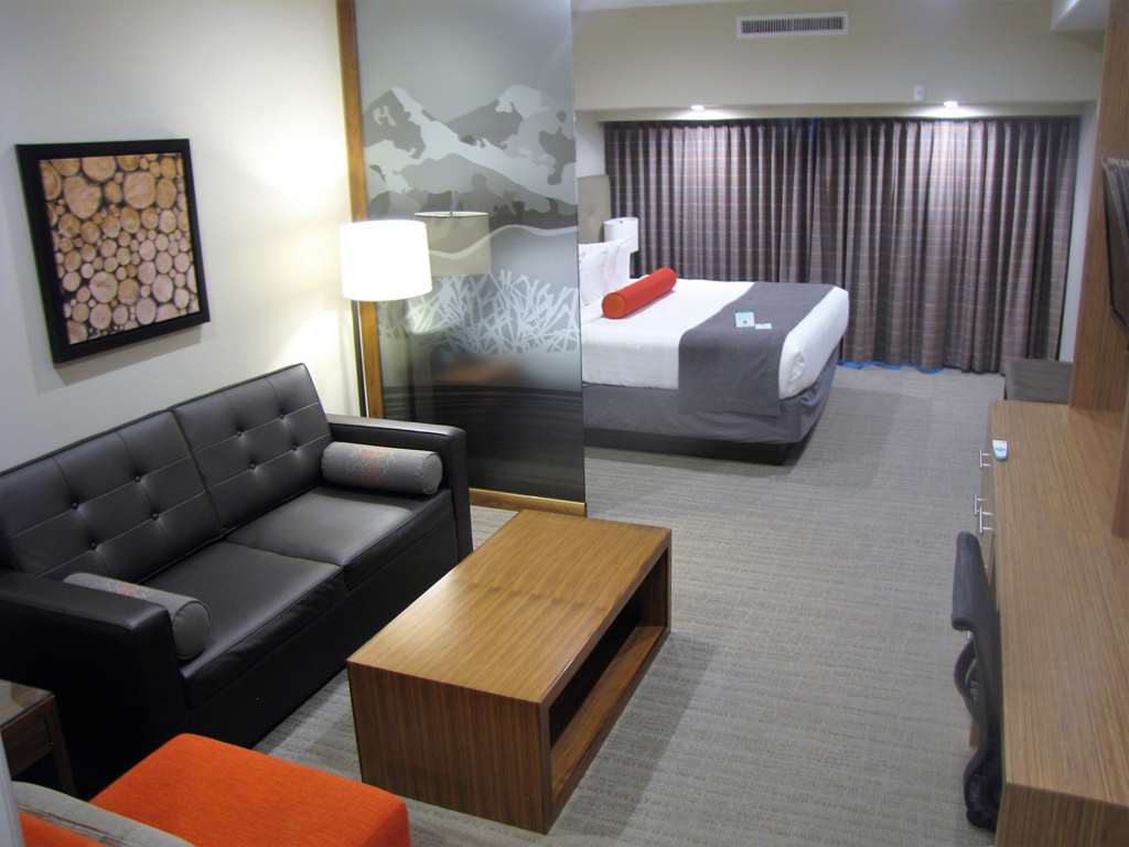 Mountain View Inn & Suites Sundre Номер фото