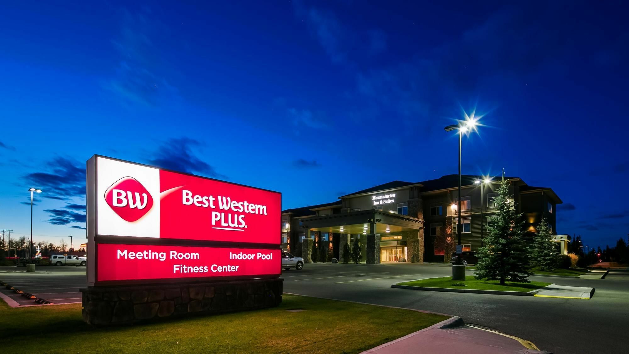 Mountain View Inn & Suites Sundre Экстерьер фото